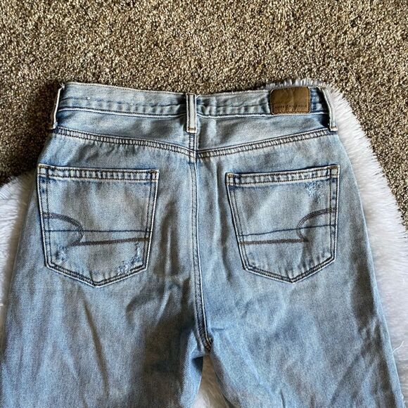 American Eagle Mom Jeans Ripped Distressed High Rise Women’s Size 2 Regular - Picture 3 of 11